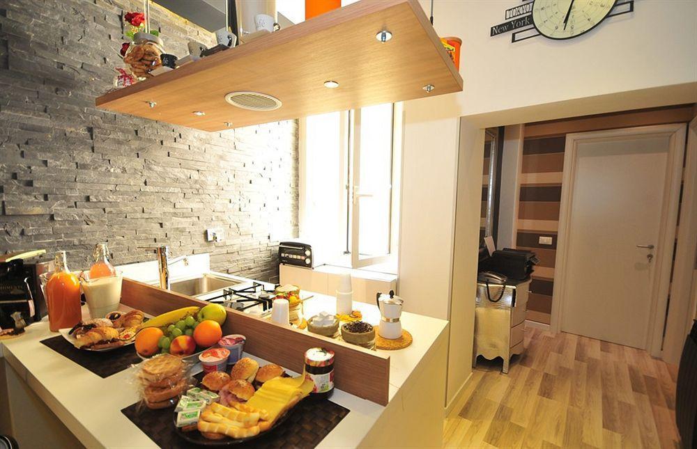 Living Bed and Breakfast Rom Exteriör bild