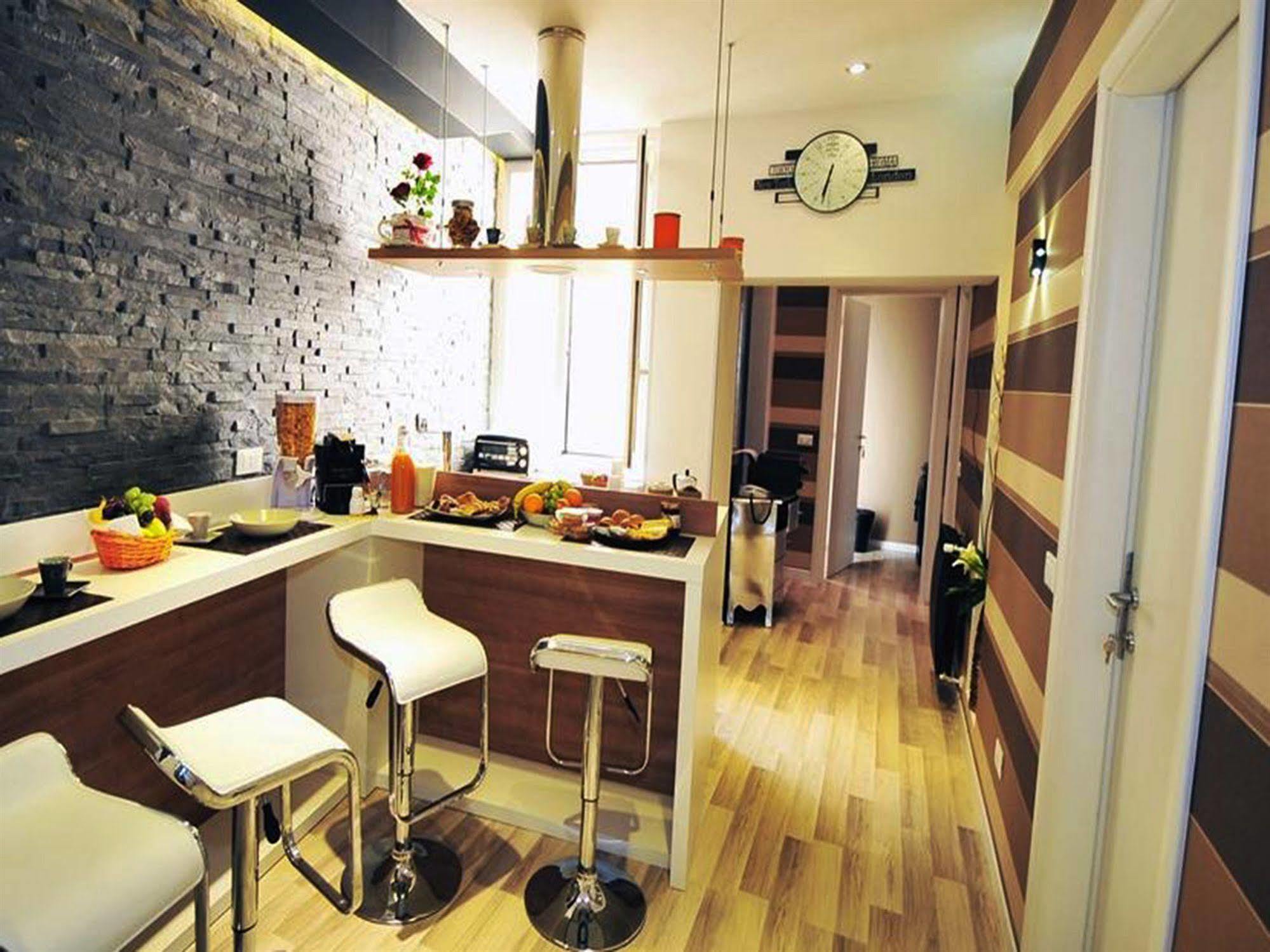 Living Bed and Breakfast Rom Exteriör bild