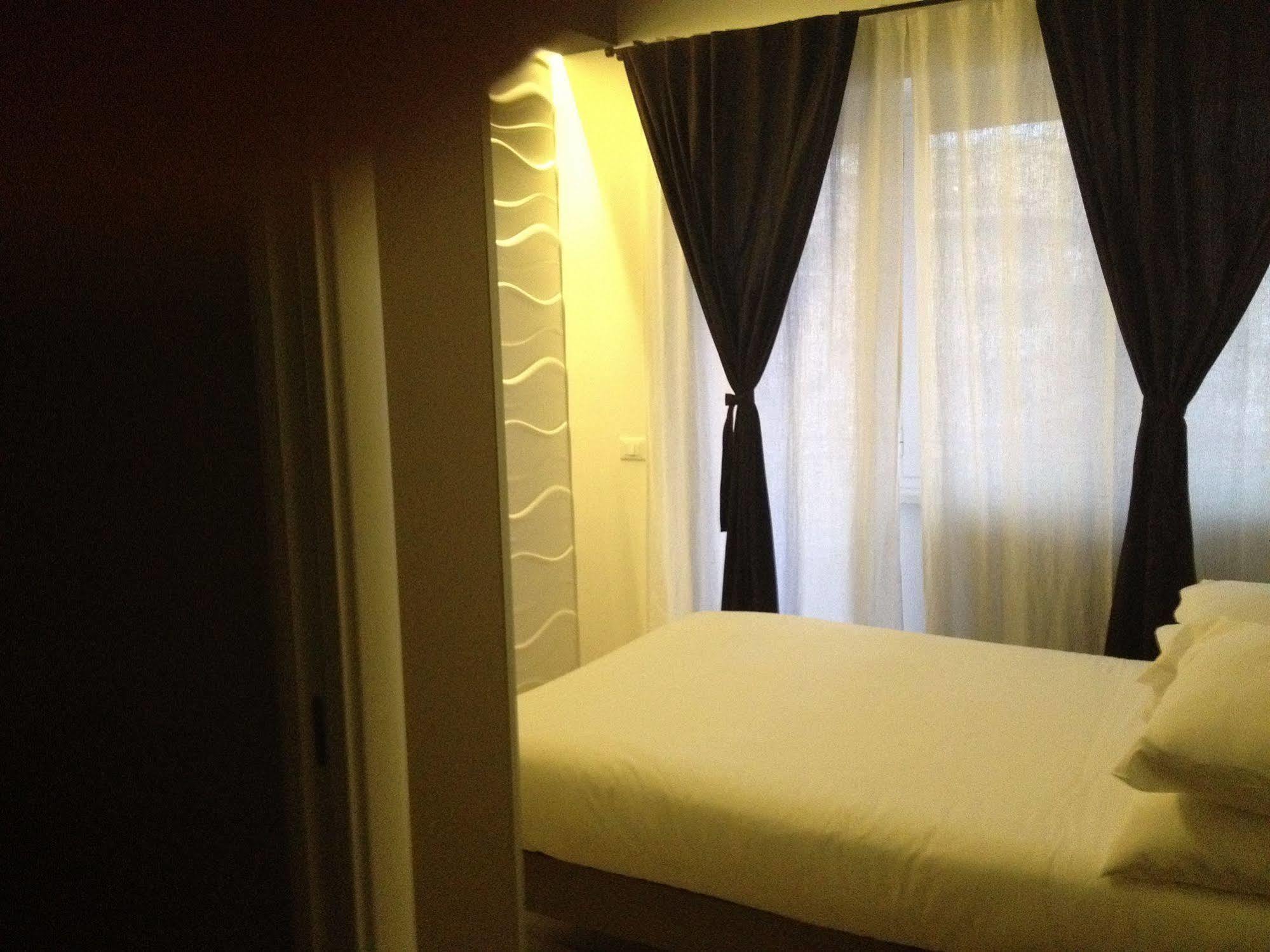 Living Bed and Breakfast Rom Exteriör bild